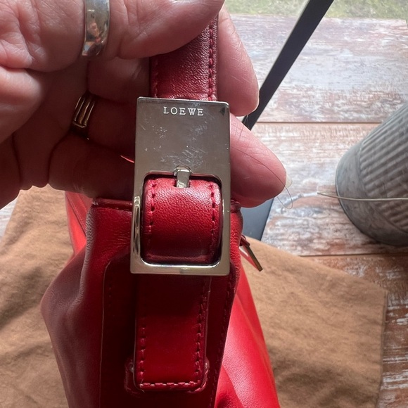 Loewe Vintage Nappa Lambskin Baquette Shoulder Bag - Picture 4 of 12